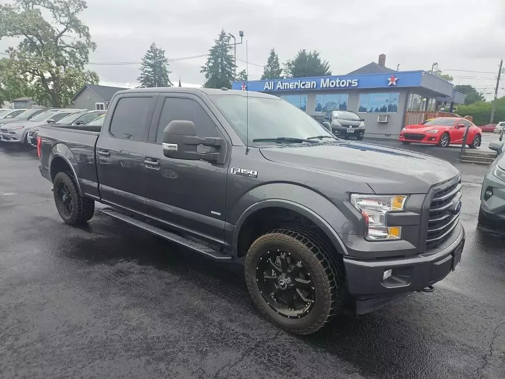 2017 Ford F-150 SuperCrew Cab XLT Pickup 4D 6 1/2 ft