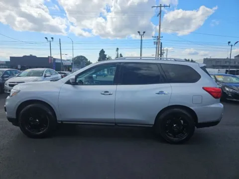 More photos of 2019 Nissan Pathfinder SV Sport Utility 4D at All American Motors, WA
