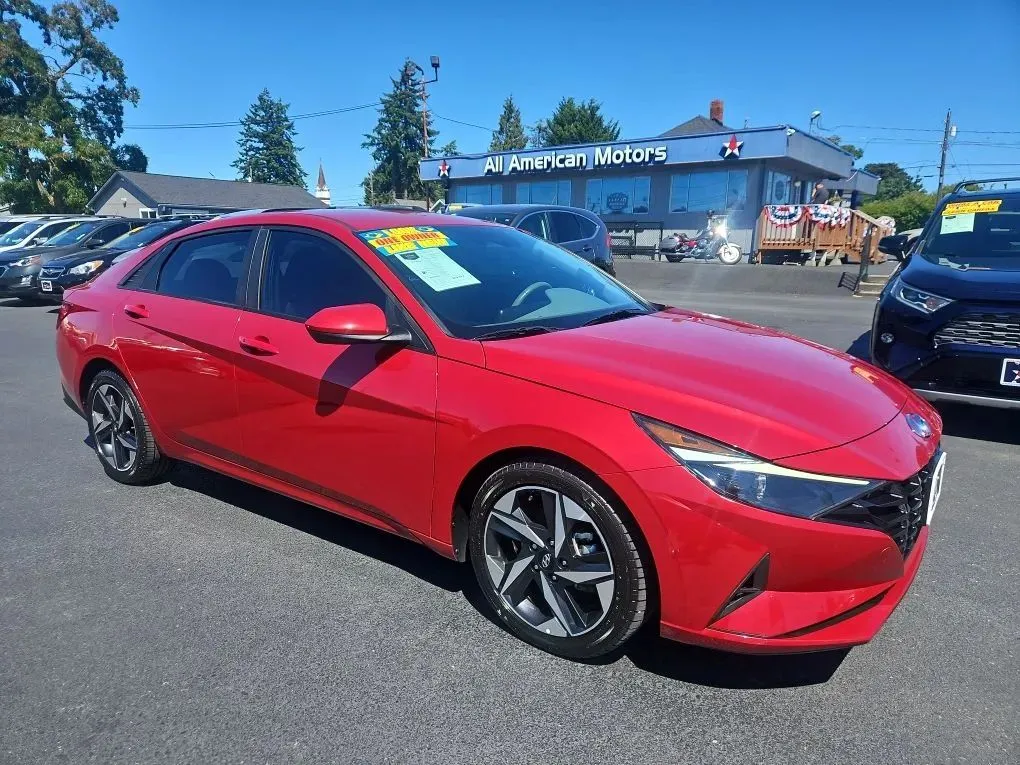 Red 2023 Hyundai Elantra SEL Sedan 4D for sale in Tacoma, WA