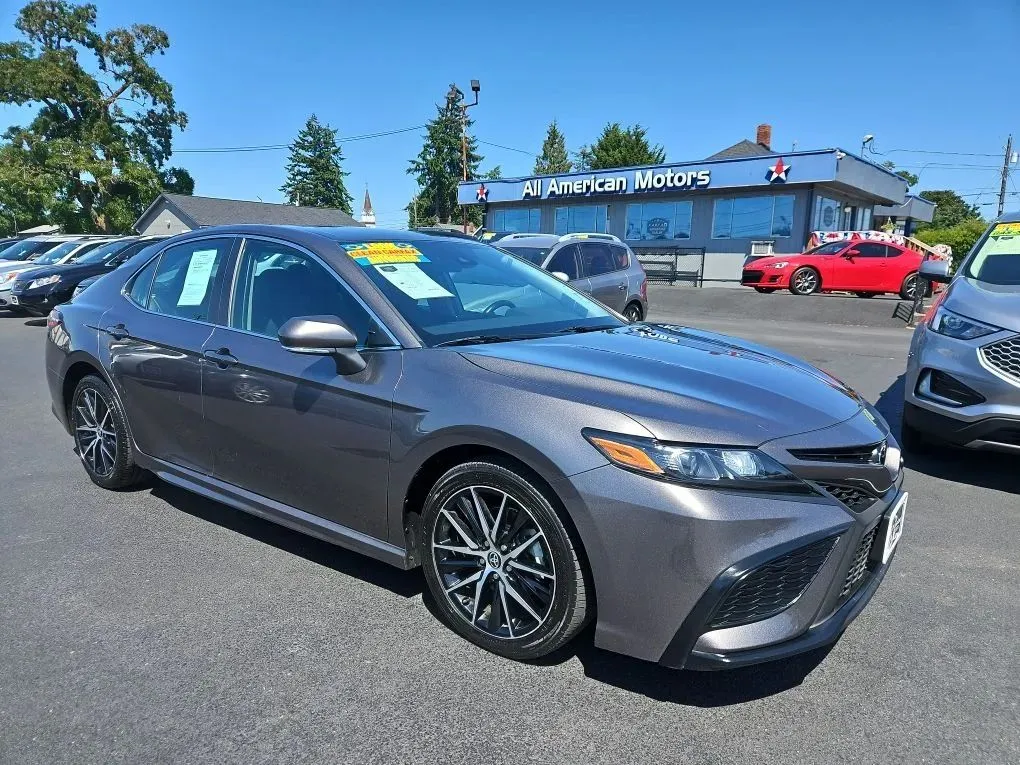Gray 2022 Toyota Camry SE Sedan 4D for sale in Tacoma, WA