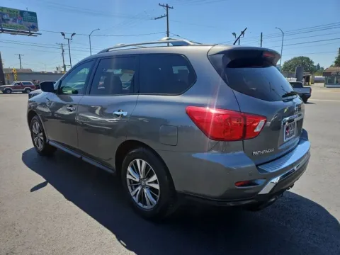 More photos of 2018 Nissan Pathfinder SV Sport Utility 4D at All American Motors, WA