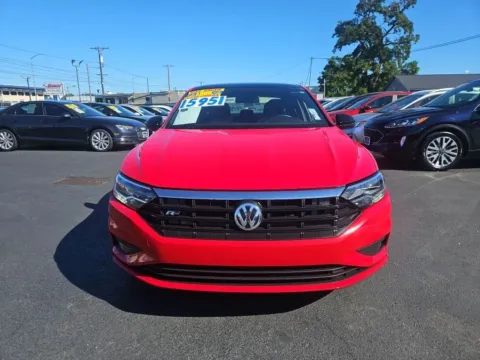 Photos of 2019 Volkswagen Jetta 1.4T R-Line Sedan 4D for sale in Tacoma, WA at All American Motors