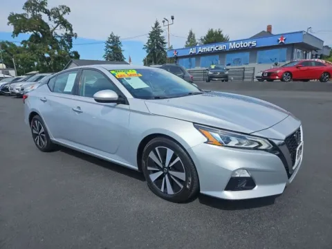 Silver 2020 Nissan Altima 2.5 SL Sedan 4D for sale in Tacoma, WA