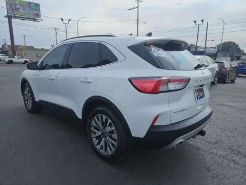More photos of 2022 Ford Escape Titanium Hybrid Sport Utility 4D at All American Motors, WA