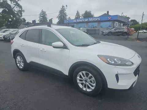 White 2020 Ford Escape SE Sport Utility 4D for sale in Tacoma, WA