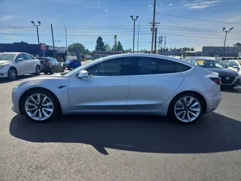 More photos of 2018 Tesla Model 3 Long Range Sedan 4D at All American Motors, WA