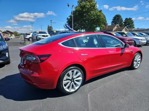 More photos of 2018 Tesla Model 3 Long Range Sedan 4D at All American Motors, WA