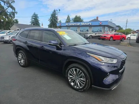 Green 2021 Toyota Highlander Platinum Sport Utility 4D for sale in Tacoma, WA