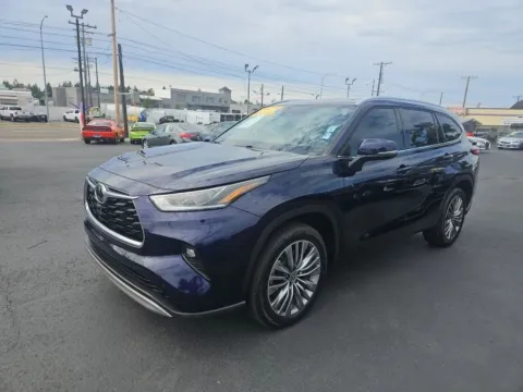 Another view of 2021 Toyota Highlander Platinum Sport Utility 4D for sale in Tacoma, WA at All American Motors