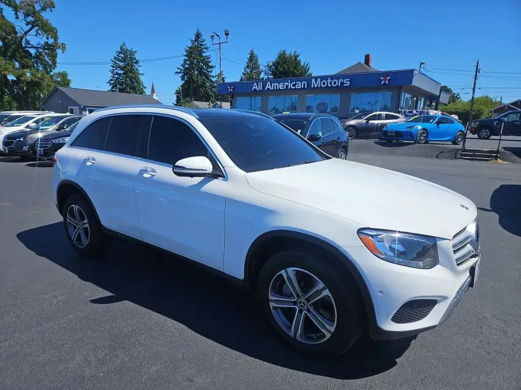 2019 Mercedes-Benz GLC 300 4MATIC Sport Utility 4D