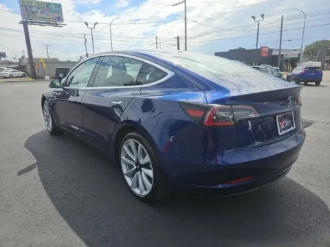 More photos of 2018 Tesla Model 3 Long Range Sedan 4D at All American Motors, WA