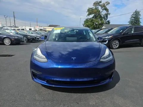 Photos of 2018 Tesla Model 3 Long Range Sedan 4D for sale in Tacoma, WA at All American Motors