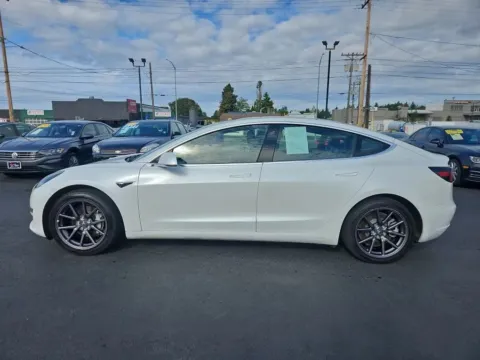 More photos of 2020 Tesla Model 3 Long Range Sedan 4D at All American Motors, WA