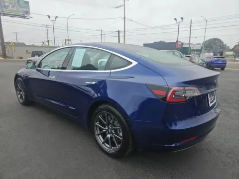 More photos of 2018 Tesla Model 3 Long Range Sedan 4D at All American Motors, WA