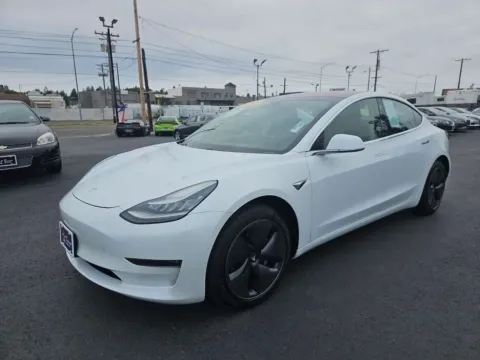More photos of 2018 Tesla Model 3 Long Range Sedan 4D at All American Motors, WA