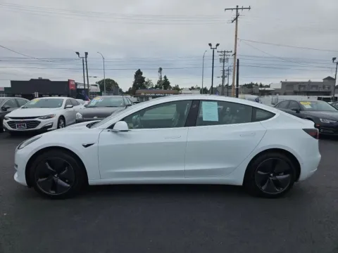 More photos of 2018 Tesla Model 3 Long Range Sedan 4D at All American Motors, WA