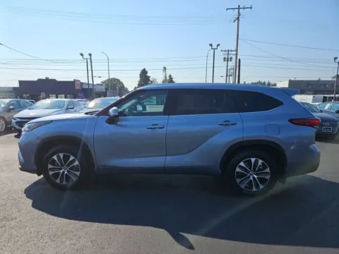 More photos of 2020 Toyota Highlander XLE Sport Utility 4D at All American Motors, WA