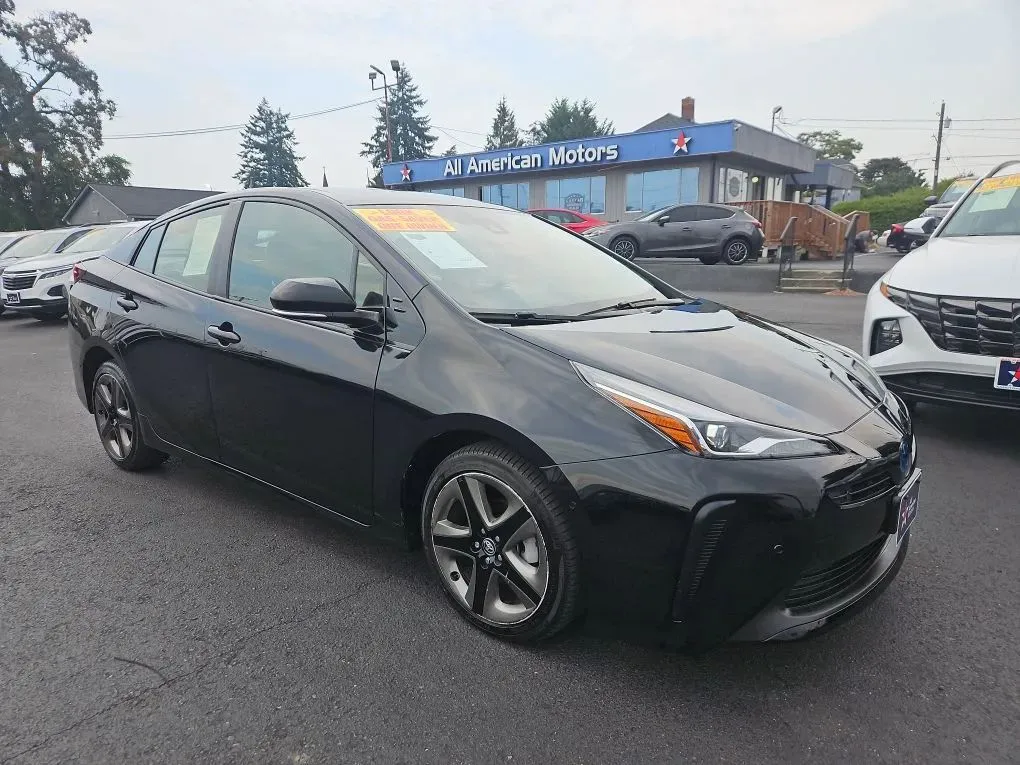 Black 2020 Toyota Prius XLE Hatchback 4D for sale in Tacoma, WA