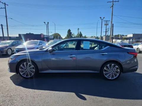 More photos of 2023 Nissan Altima 2.5 SL Sedan 4D at All American Motors, WA