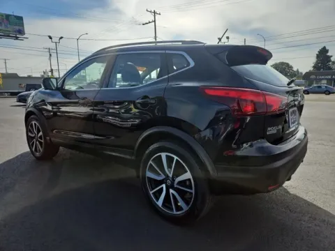 More photos of 2019 Nissan Rogue Sport SL Sport Utility 4D at All American Motors, WA
