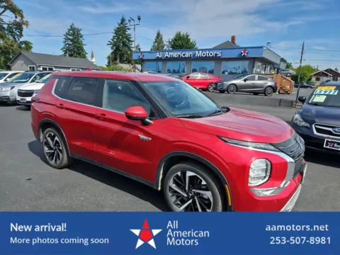 Red 2023 Mitsubishi Outlander PHEV SE Sport Utility 4D for sale in Tacoma, WA