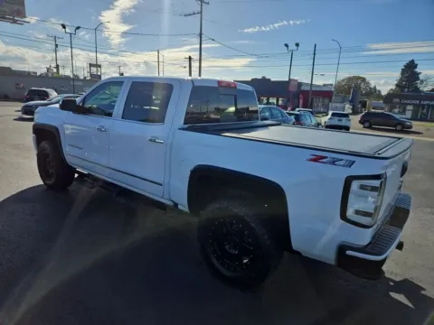 More photos of 2018 Chevrolet Silverado 1500 Crew Cab Z71 LTZ Pickup 4D 5 3/4 ft at All American Motors, WA