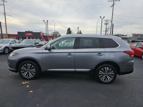 More photos of 2020 Mitsubishi Outlander SEL Sport Utility 4D at All American Motors, WA