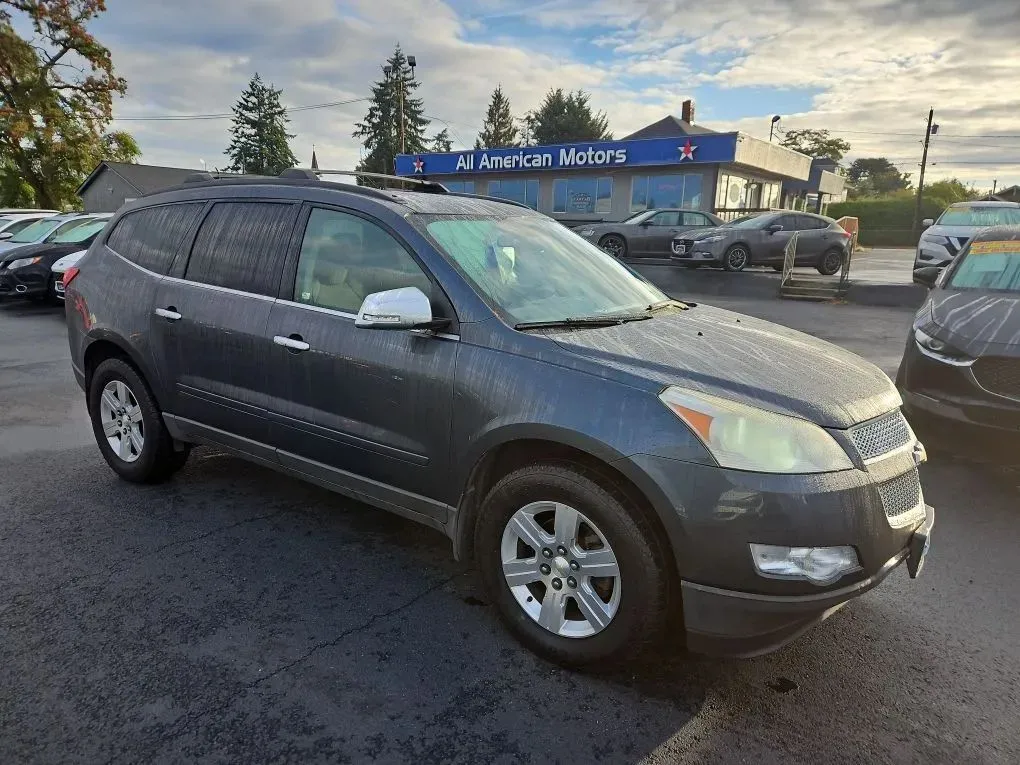 2011 Chevrolet Traverse LT Sport Utility 4D