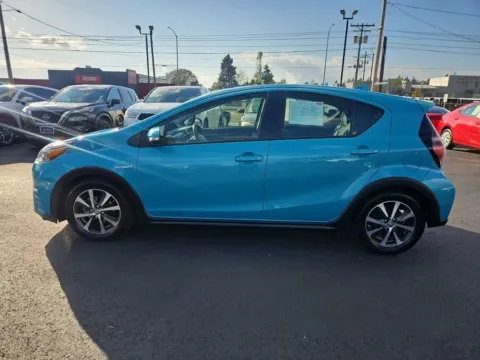 More photos of 2018 Toyota Prius c Three Hatchback 4D at All American Motors, WA