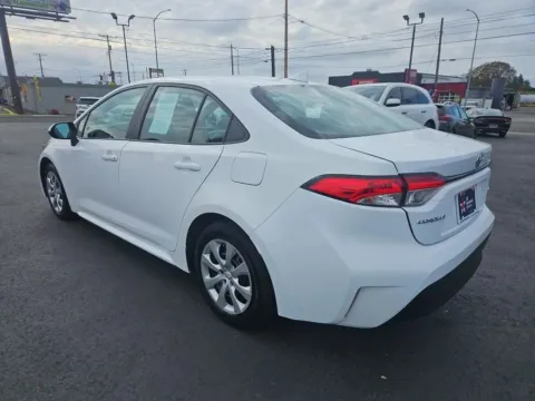 More photos of 2024 Toyota Corolla LE Sedan 4D at All American Motors, WA