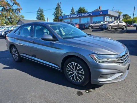 Gray 2019 Volkswagen Jetta 1.4T SE Sedan 4D for sale in Tacoma, WA