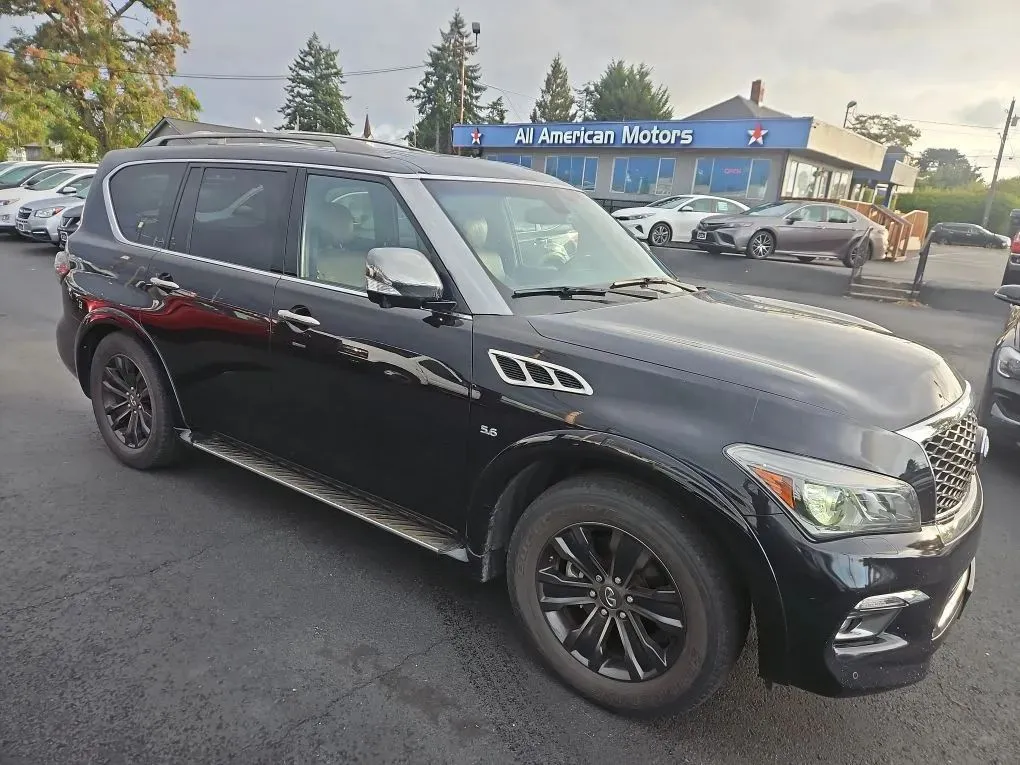 2015 INFINITI QX80 Sport Utility 4D