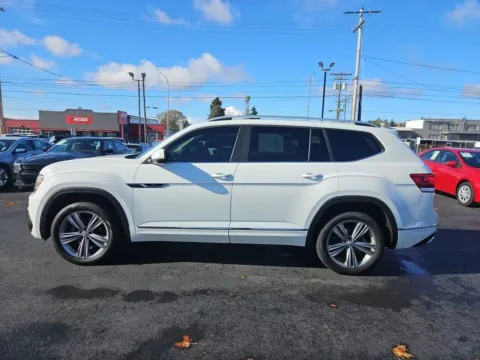 More photos of 2018 Volkswagen Atlas SEL 4Motion Sport Utility 4D at All American Motors, WA