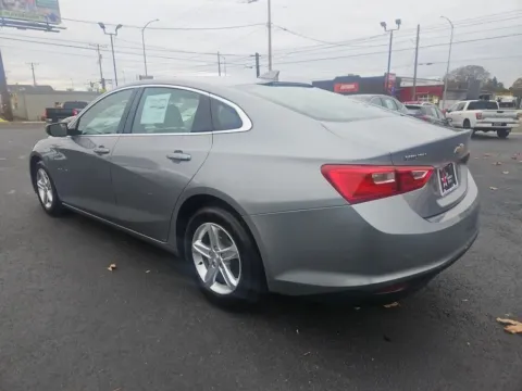 More photos of 2023 Chevrolet Malibu 1LT Sedan 4D at All American Motors, WA