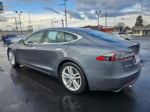 More photos of 2014 Tesla Model S 85D Sedan 4D at All American Motors, WA