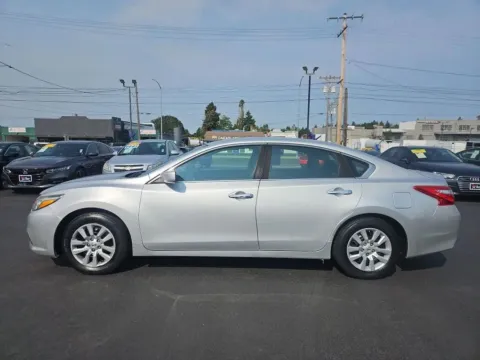 More photos of 2016 Nissan Altima 2.5 S Sedan 4D at All American Motors, WA
