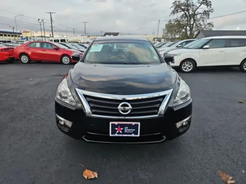 Photos of 2013 Nissan Altima 2.5 SL Sedan 4D for sale in Tacoma, WA at All American Motors