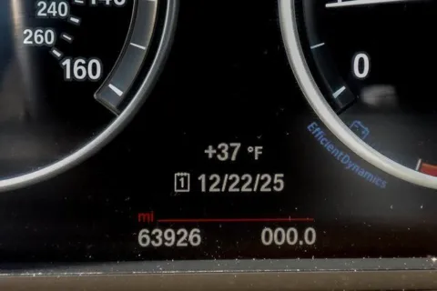 More photos of 2015 BMW 5 Series 528i xDrive at Capital Auto Sales, VA