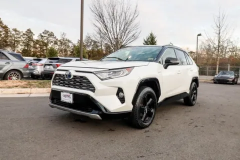 More photos of 2019 Toyota RAV4 Hybrid XSE at Capital Auto Sales, VA