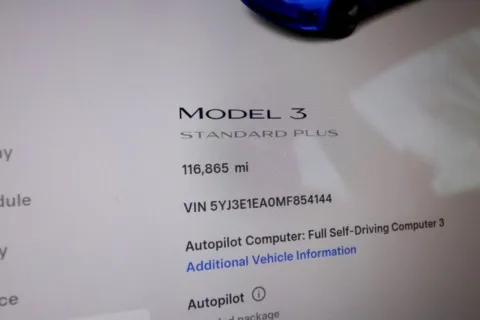 More photos of 2021 Tesla Model 3 Standard Range Plus at Capital Auto Sales, VA