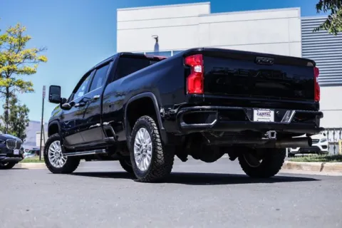 Another view of 2020 Chevrolet Silverado 2500HD High Country for sale in Chantilly, VA at Capital Auto Sales