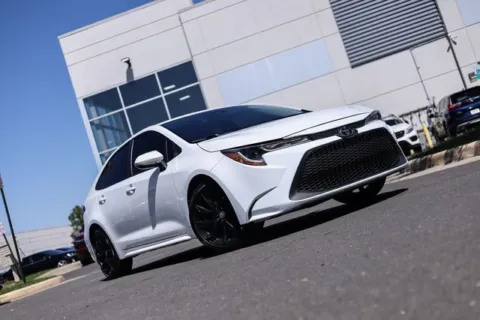 More photos of 2020 Toyota Corolla LE at Capital Auto Sales, VA