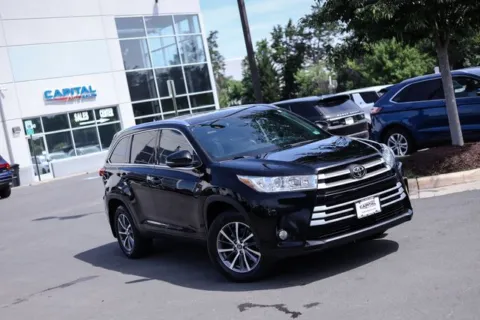 Another view of 2019 Toyota Highlander XLE for sale in Chantilly, VA at Capital Auto Sales