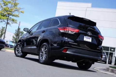Photos of 2019 Toyota Highlander XLE for sale in Chantilly, VA at Capital Auto Sales