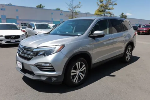 More photos of 2017 Honda Pilot EX-L at Capital Auto Sales, VA