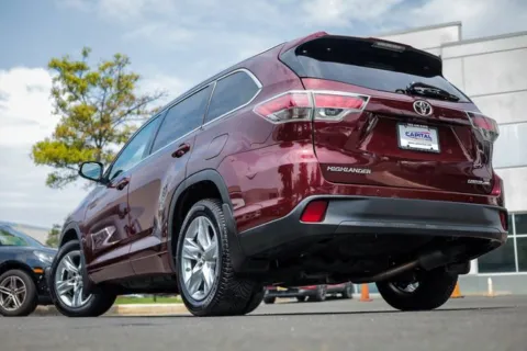 Photos of 2015 Toyota Highlander Limited Platinum V6 for sale in Chantilly, VA at Capital Auto Sales