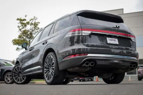 Photos of 2020 Lincoln Aviator Black Label for sale in Chantilly, VA at Capital Auto Sales