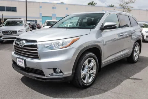 More photos of 2015 Toyota Highlander Limited Platinum V6 at Capital Auto Sales, VA