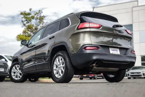 Photos of 2015 Jeep Cherokee Latitude for sale in Chantilly, VA at Capital Auto Sales