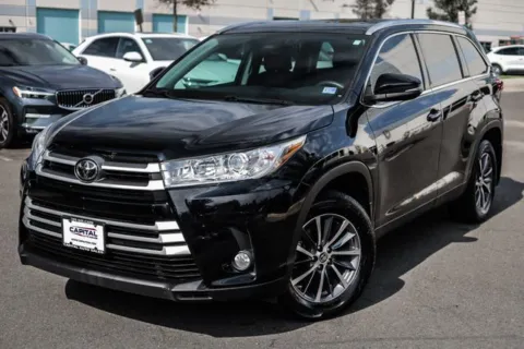 More photos of 2019 Toyota Highlander XLE at Capital Auto Sales, VA